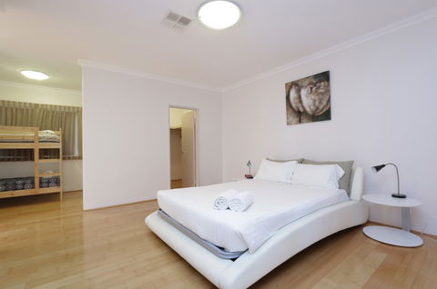 Antonas Verandah Apartments - Kingaroy Accommodation 5