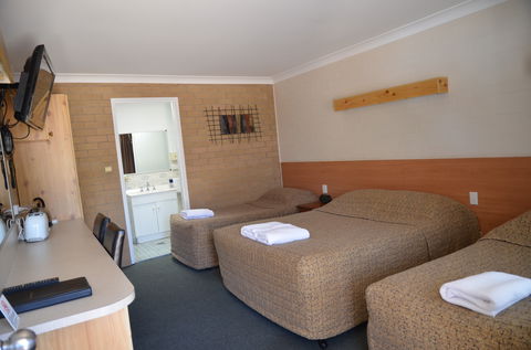 Alexander Motor Inn Moree - Kingaroy Accommodation 0