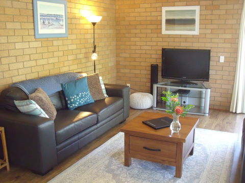 Beachcomber Apartments - Kingaroy Accommodation 0