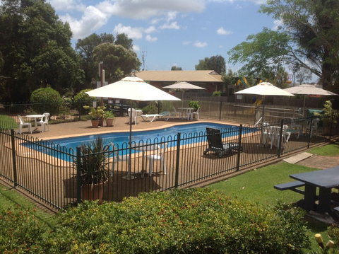 Bundaberg East Cabin And Tourist Park - Kingaroy Accommodation 0