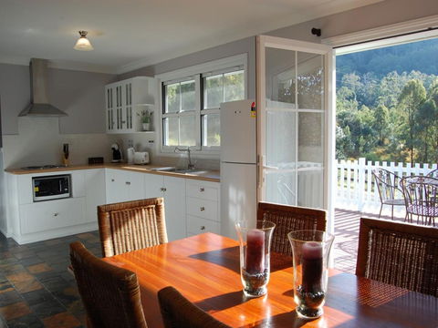 Cadair Cottage - Kingaroy Accommodation 2