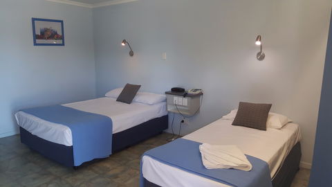 Queens Beach Hotel - Kingaroy Accommodation 0