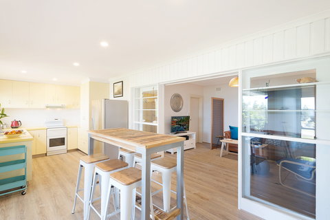 Tathra Beach Break - Kingaroy Accommodation 1