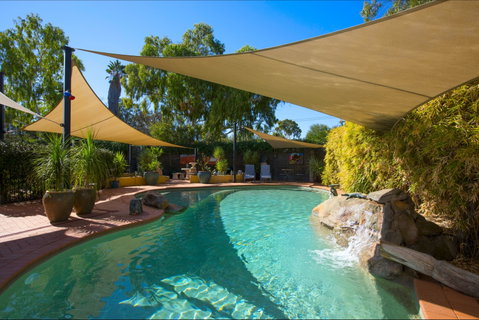 Vatu Sanctuary - Kingaroy Accommodation 1