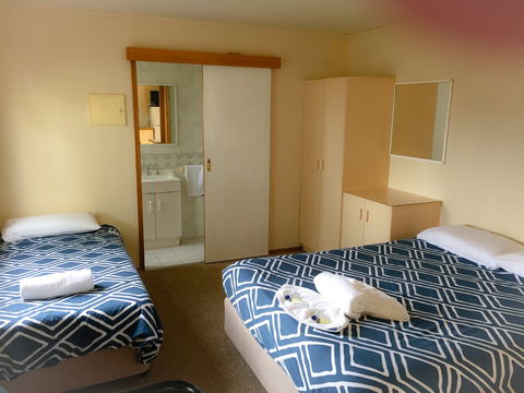 Wagga Wagga Tourist Park - Kingaroy Accommodation 1