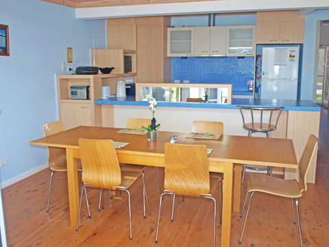 Waterfront Heaven - Kingaroy Accommodation 2