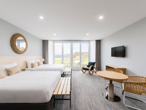 Abode Malua Bay - Kingaroy Accommodation 2