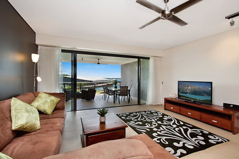 Akuna Waterfront - Kingaroy Accommodation 2