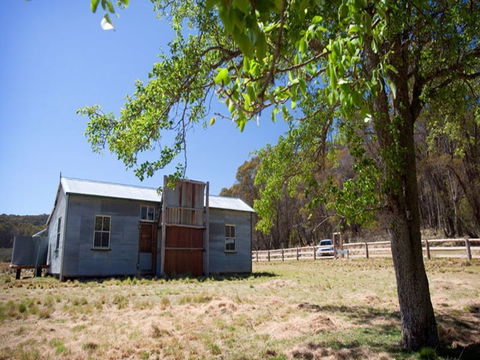 Brackens Hut - Kingaroy Accommodation 1