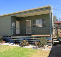 Caddy Shack Dunedoo - Kingaroy Accommodation