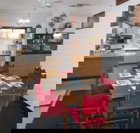 Cross Road Travellers Rest - Kingaroy Accommodation