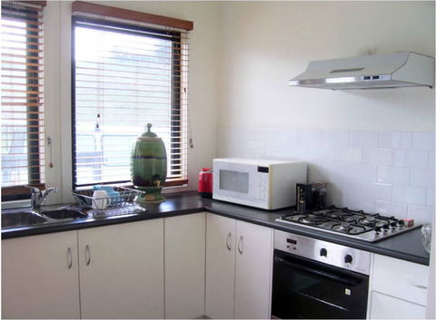Cudgerie Little House - Kingaroy Accommodation 1
