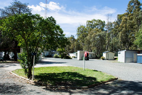 Deniliquin Car-O-Tel And Caravan Park - Kingaroy Accommodation 0