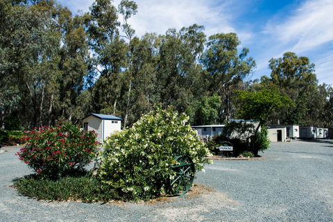 Deniliquin Car-O-Tel And Caravan Park - Kingaroy Accommodation 1