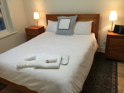 MacDonnell House, Naracoorte - Kingaroy Accommodation 2