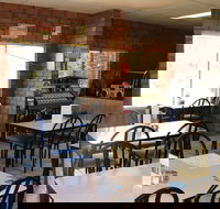 Mataranka Roadhouse and Cabins - Kingaroy Accommodation