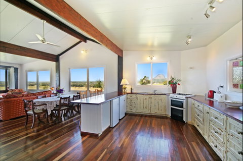 Noosa Avalon Farm Cottages - Kingaroy Accommodation 1