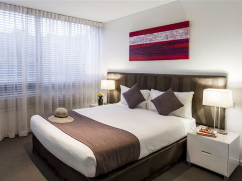Oaks Nelson Bay Lure Suites - Kingaroy Accommodation 0
