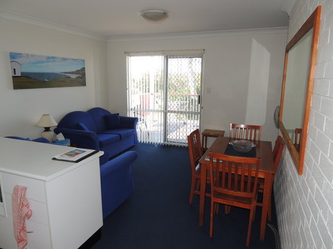 Seascape Holiday Apartments Lake Cathie - Kingaroy Accommodation 1