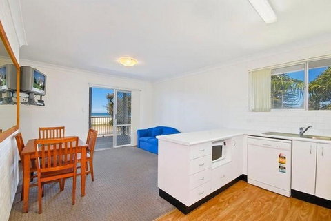 Seascape Holiday Apartments Lake Cathie - Kingaroy Accommodation 2