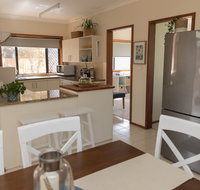 Taranaki Beach Unit - Kingaroy Accommodation