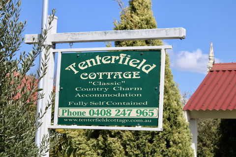 Tenterfield Luxury Historic Cottage - Kingaroy Accommodation 1