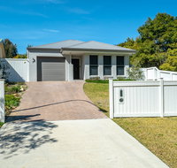 The Nest  Wrights Beach - Kingaroy Accommodation