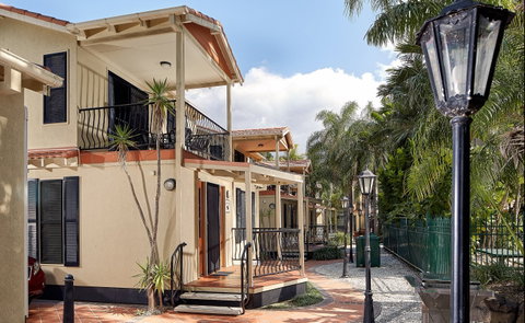 Ashmore Palms Holiday Village - Kingaroy Accommodation 1
