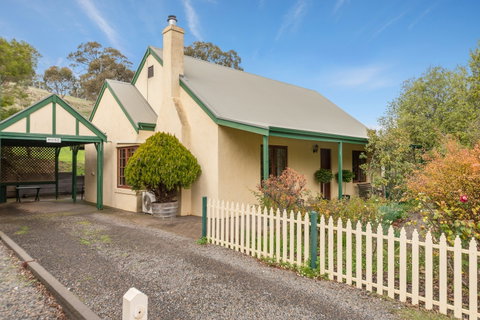 Country Pleasures Bed And Breakfast - Kingaroy Accommodation 0