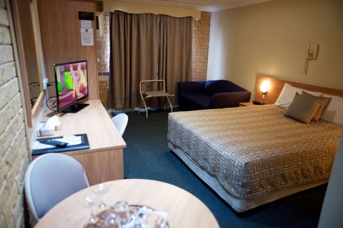 Forest Lodge Motor Inn And Restaurant - Kingaroy Accommodation 2