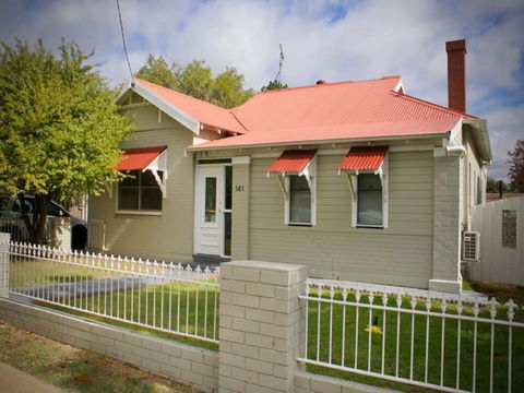 Gipps Street Cottage - Open - Kingaroy Accommodation 0
