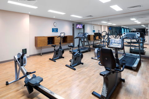Oaks Glenelg Plaza Pier Suites - Kingaroy Accommodation 2