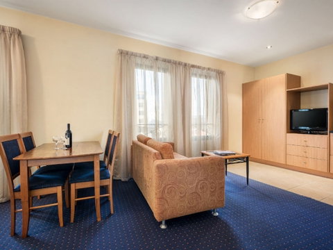 Quest Savoy - Kingaroy Accommodation 2