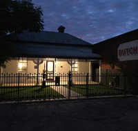 The Old Butcher's House - Kingaroy Accommodation