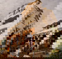 Vault Restaurant and Accommodation