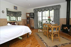 Eagle Hammer Cottages - Kingaroy Accommodation 2