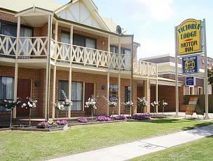 Victoria Lake Holiday Park - Kingaroy Accommodation 0
