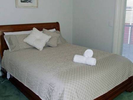 Johanssons Perch - Kingaroy Accommodation 4