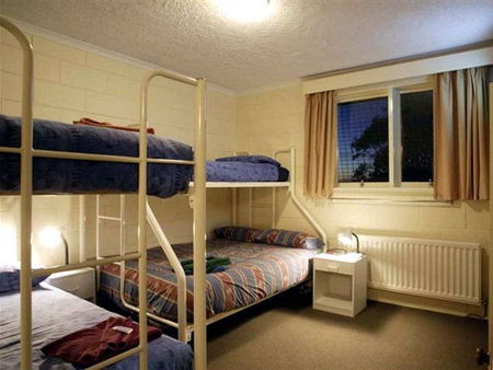 Cooroona Alpine Lodge - Kingaroy Accommodation 2