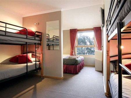 Cooroona Alpine Lodge - Kingaroy Accommodation 3