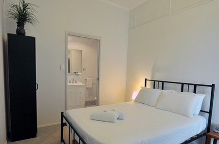 Alexandra Lodge Bundaberg - Kingaroy Accommodation 0
