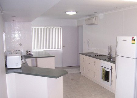 Alexandra Lodge Bundaberg - Kingaroy Accommodation 3