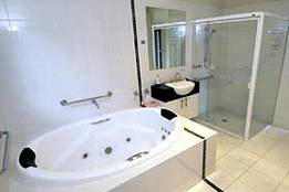 Mirrabooka Units - Kingaroy Accommodation 4