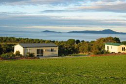 Tidal Dreaming Seaview Cottages - Kingaroy Accommodation 1