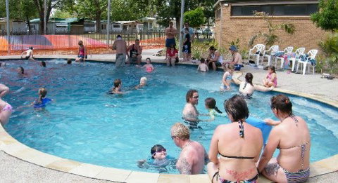 Cohuna Waterfront Holiday Park - Kingaroy Accommodation 2