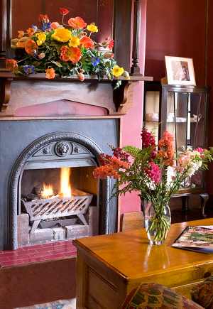 Balingup Rose Bed & Breakfast - Kingaroy Accommodation 1