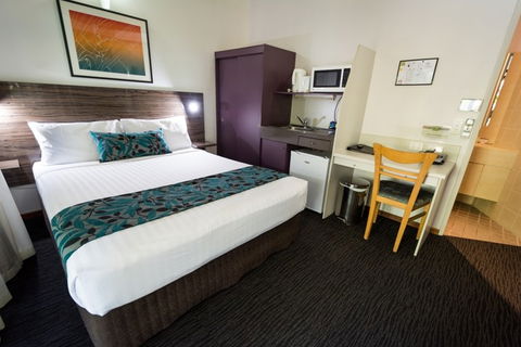 Palms City Resort - Kingaroy Accommodation 4