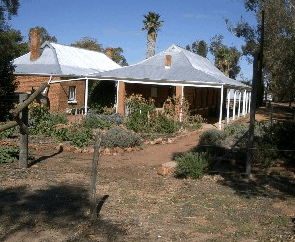 Avondale Discovery Farm - Kingaroy Accommodation 0