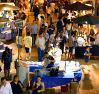Surfers Paradise Beachfront Markets - Kingaroy Accommodation