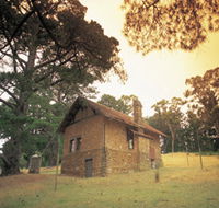 Heysen - The Cedars - Kingaroy Accommodation